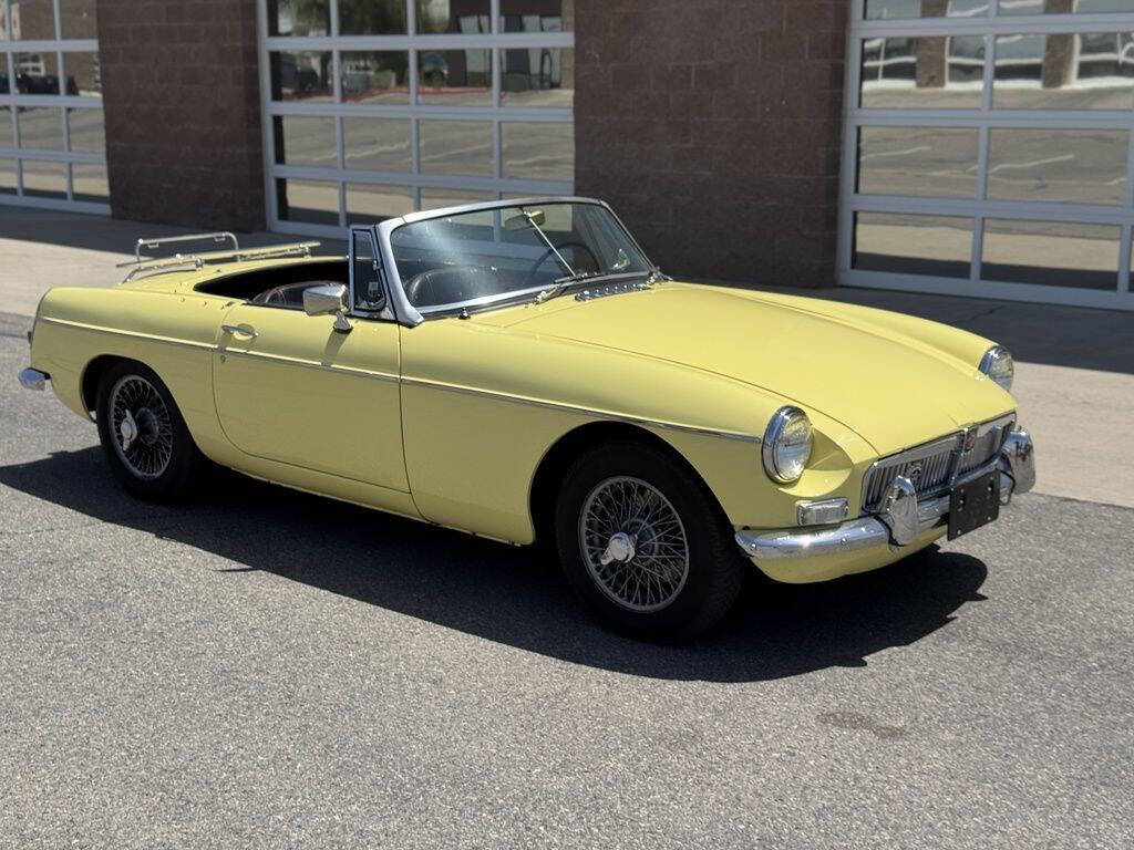1967 MG MGB 2