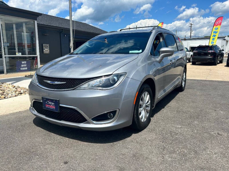 2019 Chrysler Pacifica Touring L