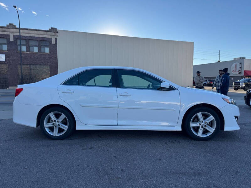 2014 Toyota Camry SE