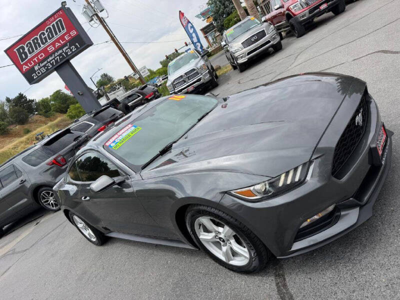 2016 Ford Mustang V6