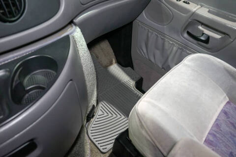 1999 Ford E-Series E-150