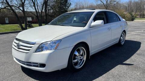 2006 Toyota Avalon for sale at 411 Trucks & Auto Sales Inc. in Maryville TN