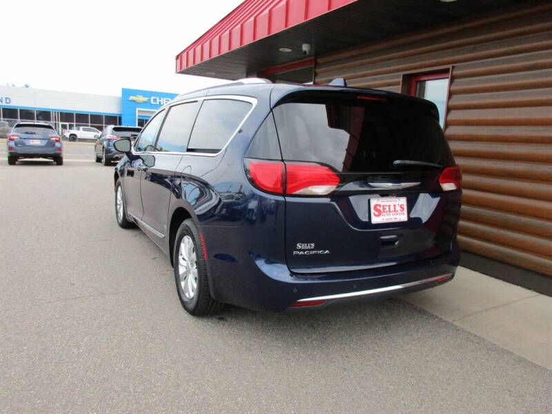 2019 Chrysler Pacifica Touring L