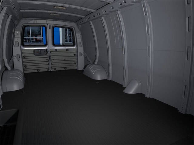 2025 Chevrolet Express 2500