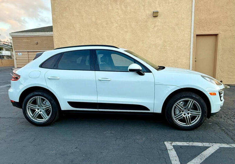 2015 Porsche Macan S