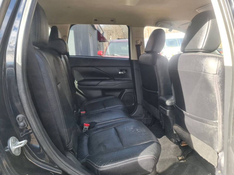 2016 Mitsubishi Outlander SEL