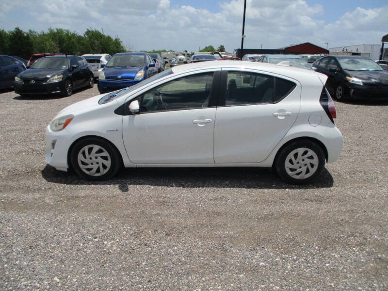 2015 Toyota Prius c Two