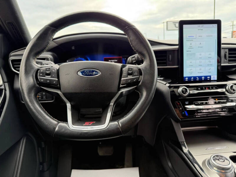 2021 Ford Explorer ST