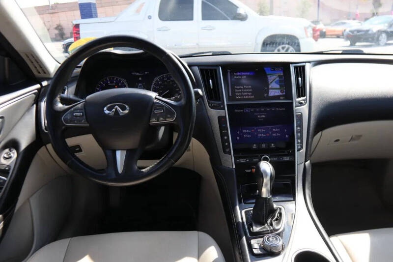 2017 Infiniti Q50 3.0T Signature Edition