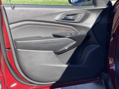 2025 Chevrolet Trax RS