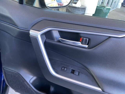 2020 Toyota RAV4 Hybrid XSE