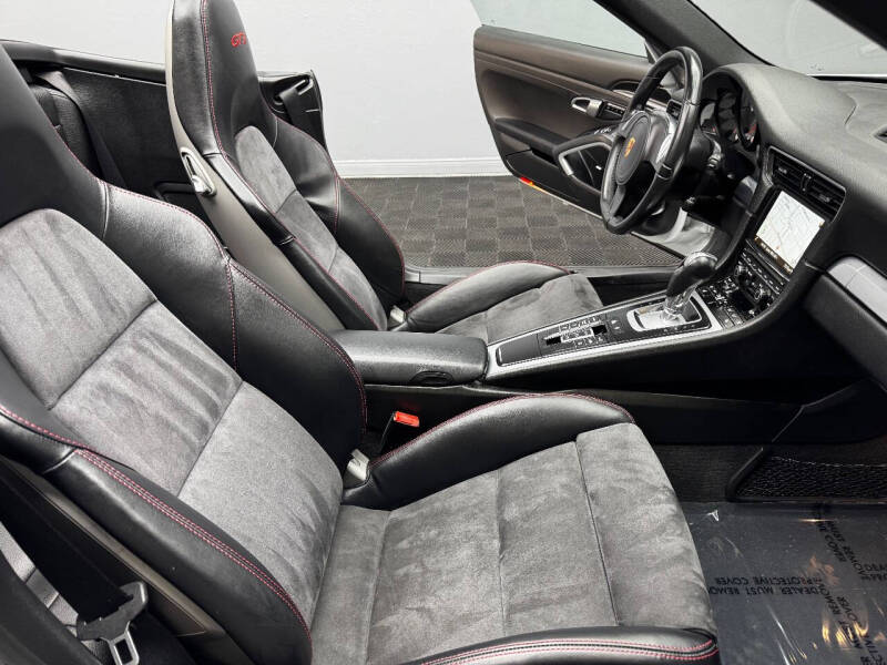 2015 Porsche 911 Carrera S