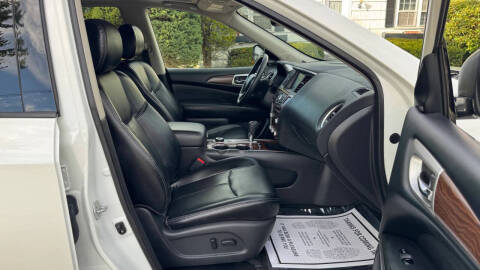 2018 Nissan Pathfinder Platinum