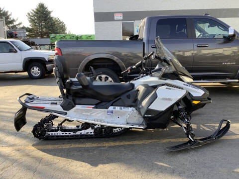 2021 Ski-Doo Grand Touring Sport Rotax®