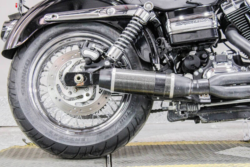 2013 Harley-Davidson Super Glide Custom