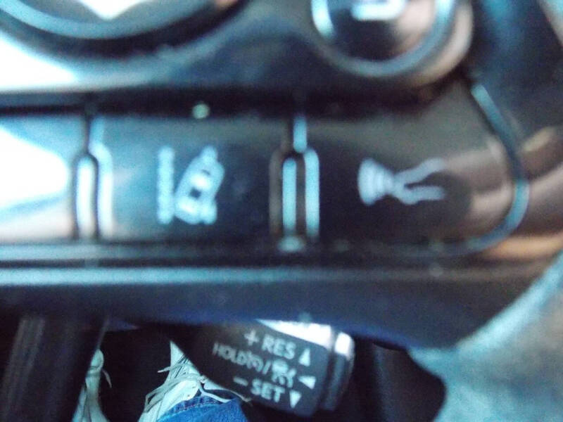 2021 Toyota Prius LE