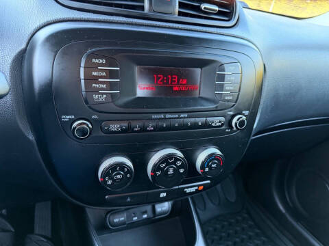2014 Kia Soul +