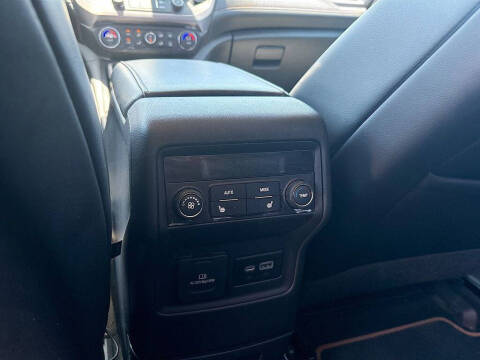 2021 GMC Acadia AT4