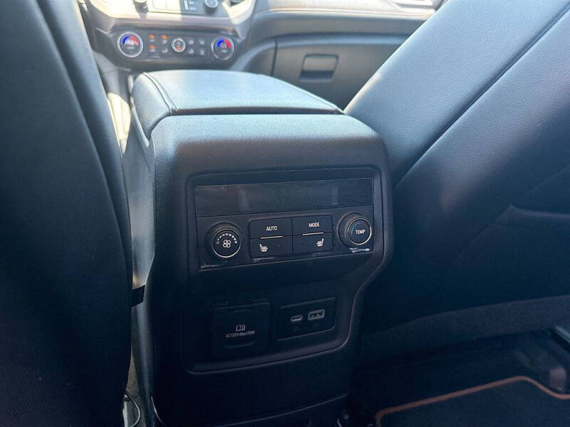 2021 GMC Acadia AT4