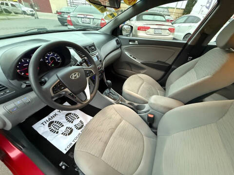 2016 Hyundai Accent SE