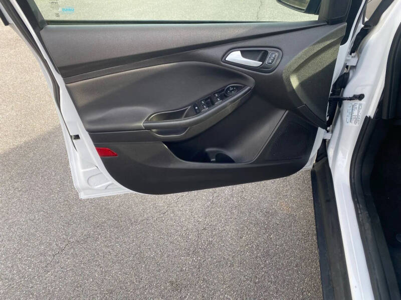 2017 Ford Focus SE