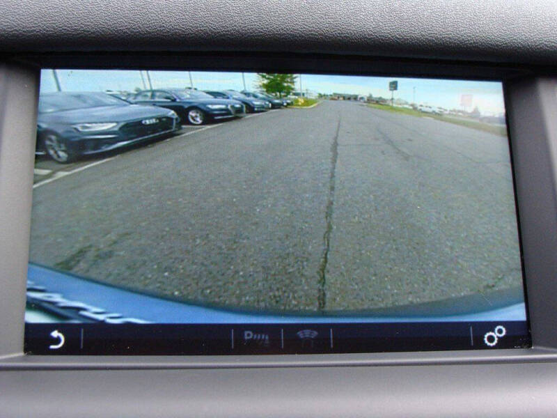 2018 Land Rover Discovery Sport SE