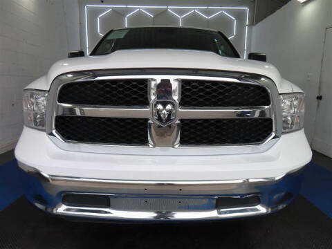 2024 RAM 1500 Classic SLT