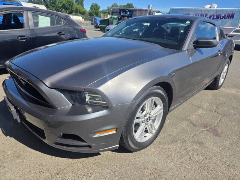 2014 Ford Mustang V6