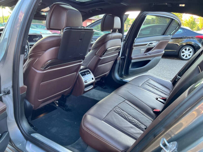 2016 BMW 7 Series 750i xDrive