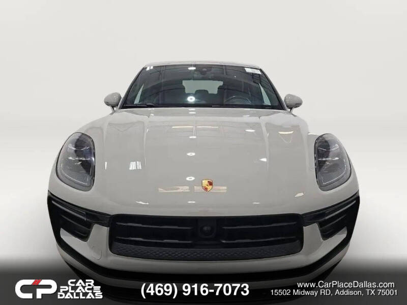 2022 Porsche Macan
