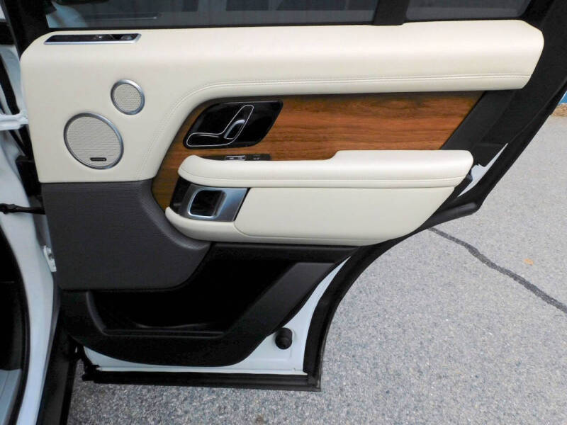 2021 Land Rover Range Rover P525 HSE Westminster Edition