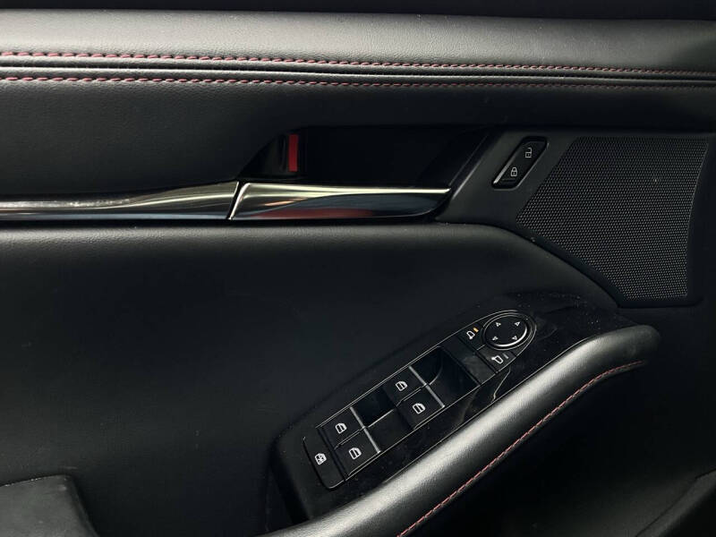 2025 Mazda Mazda3 Sedan 2.5 S Carbon Edition