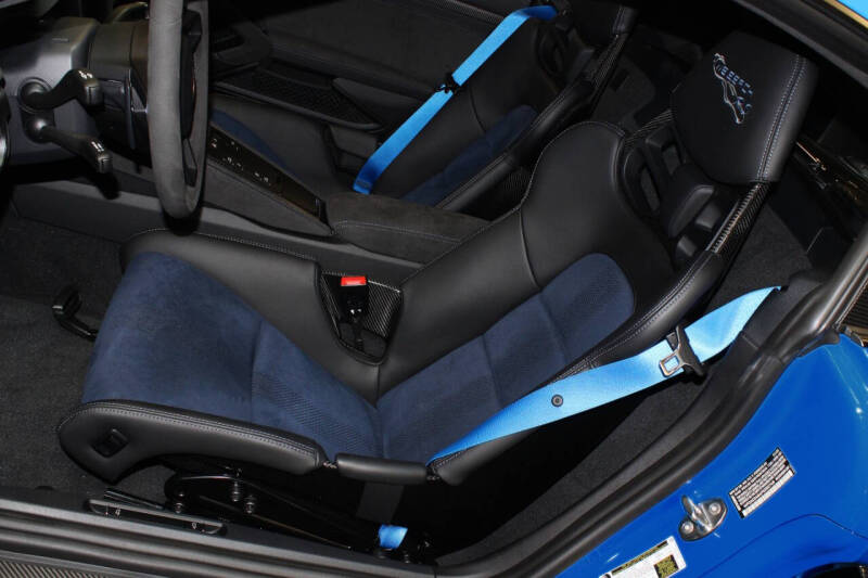 2023 Porsche 718 Cayman GT4 RS