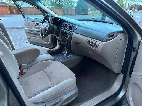 2002 Ford Taurus SES