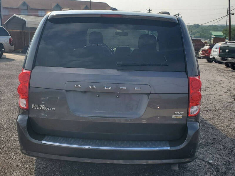 2017 Dodge Grand Caravan SXT - Photo 6