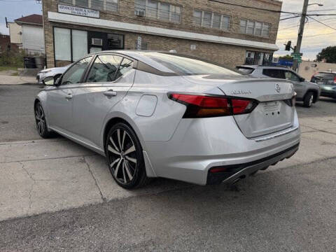 2021 Nissan Altima 2.5 SR