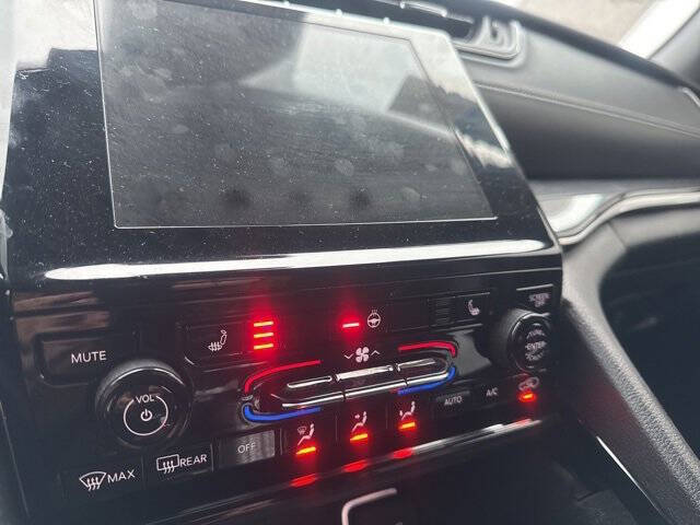 2022 Jeep Grand Cherokee Altitude