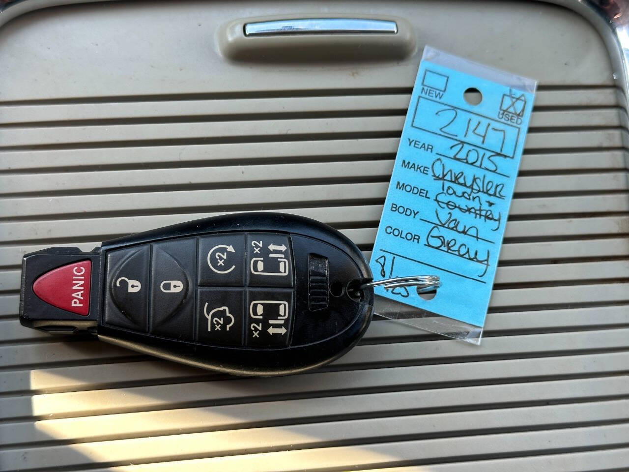 ChryslerTown and Country51