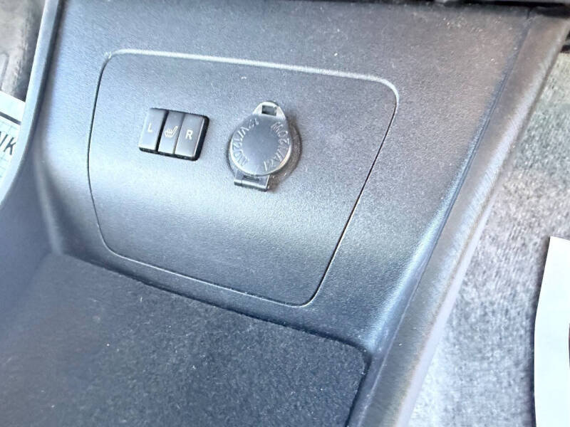 2014 Toyota Prius Five