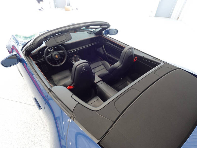 2023 Porsche 911 Carrera GTS