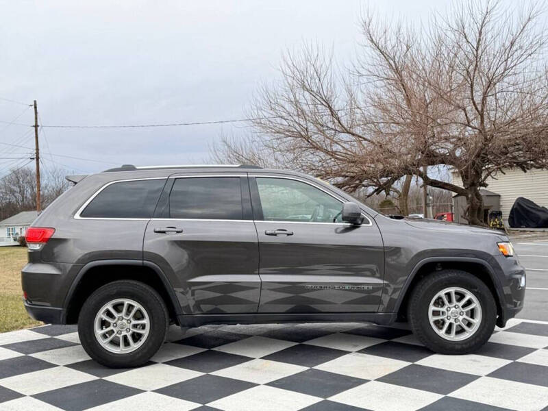 2019 Jeep Grand Cherokee Laredo
