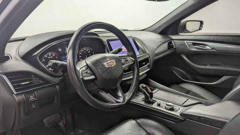 2022 Cadillac CT5 Premium Luxury