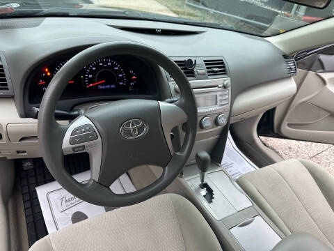 2011 Toyota Camry LE