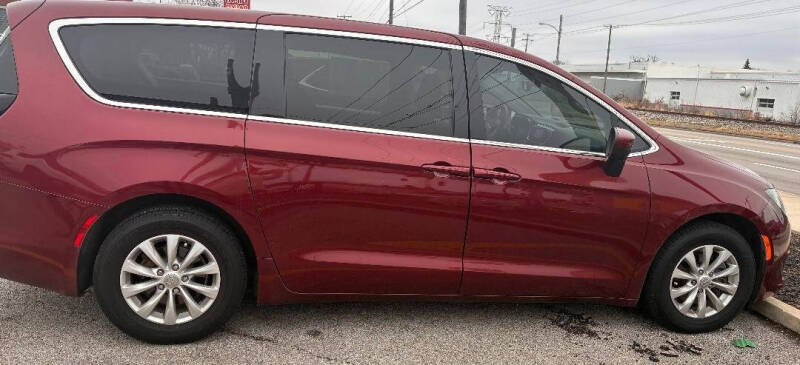 2019 Chrysler Pacifica LX