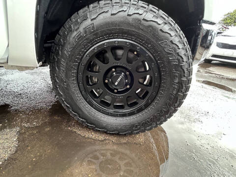 2020 Toyota Tundra SR5