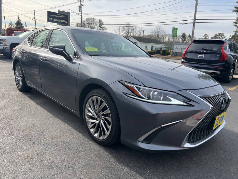 2019 Lexus ES 300h