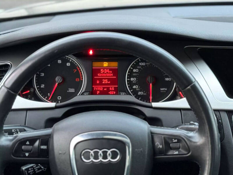 2009 Audi A4 2.0T quattro Premium