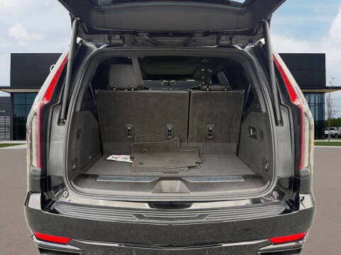 2023 Cadillac Escalade Sport