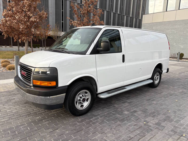 2024 GMC Savana 2500