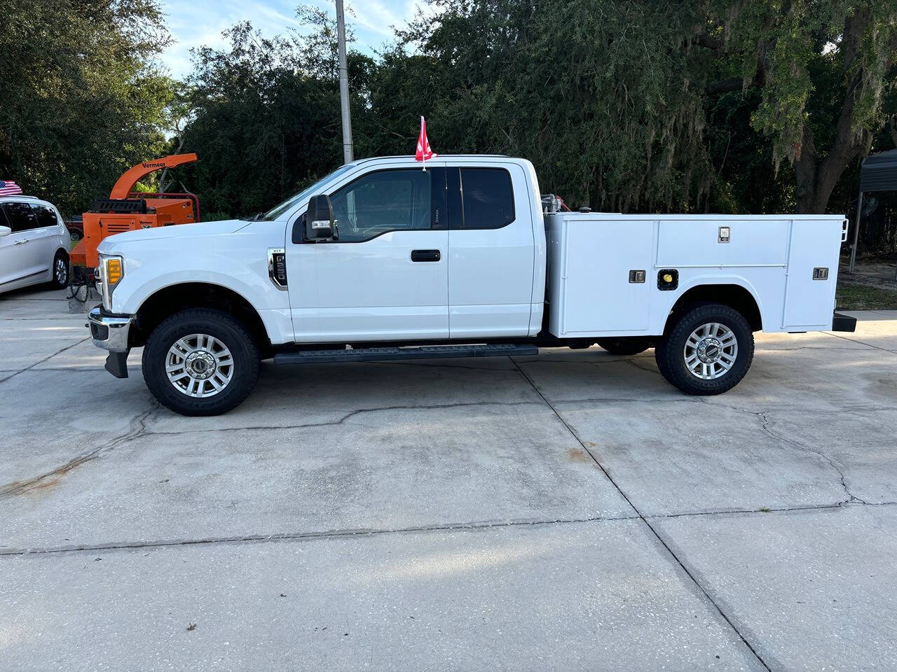 2019 Ford F-250 Super Duty for sale at MILLENNIUM AUTO BROKERS LLC in Saint Cloud, FL